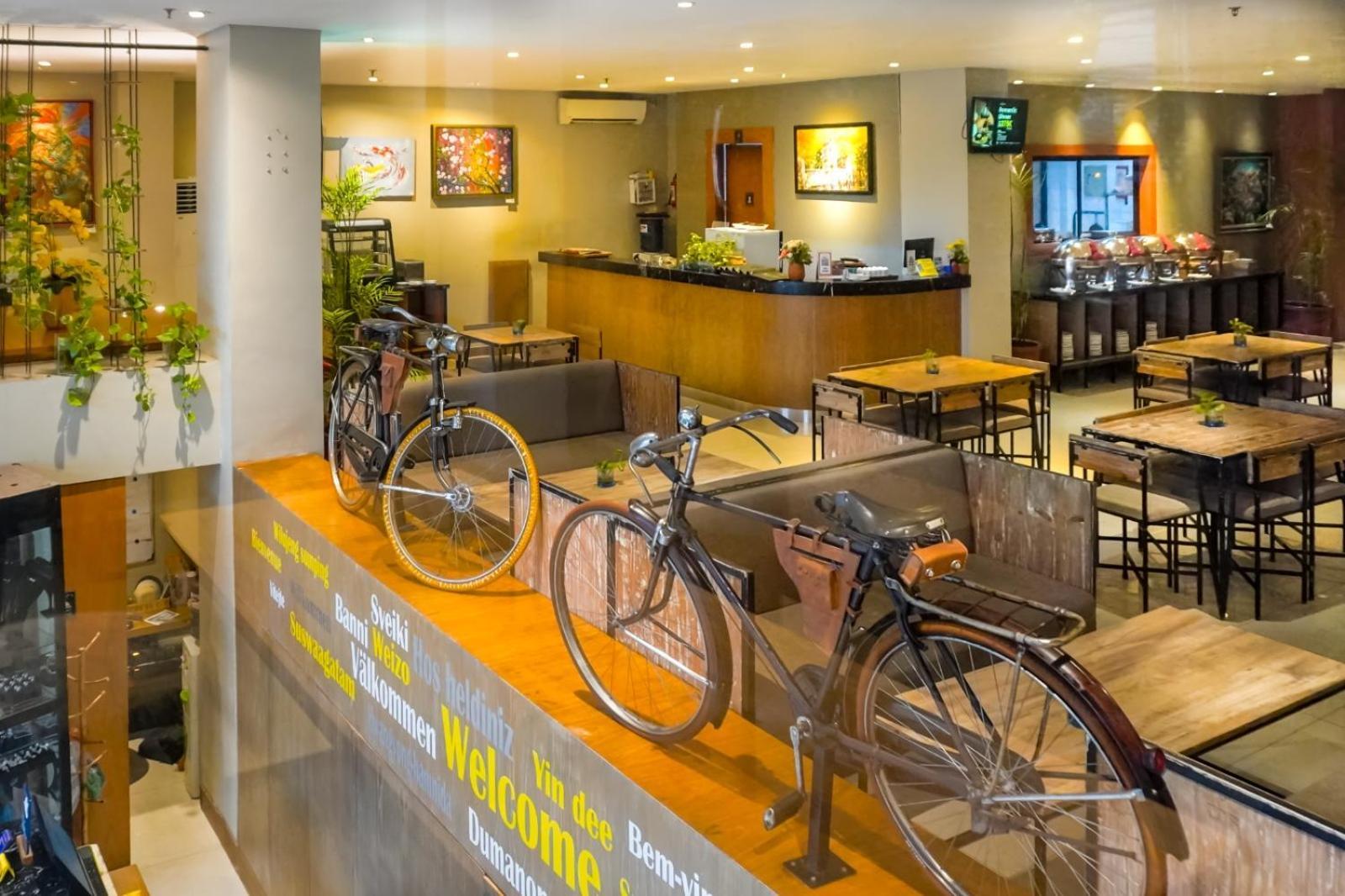 Hotel Yellow Star Ambarukmo 3*